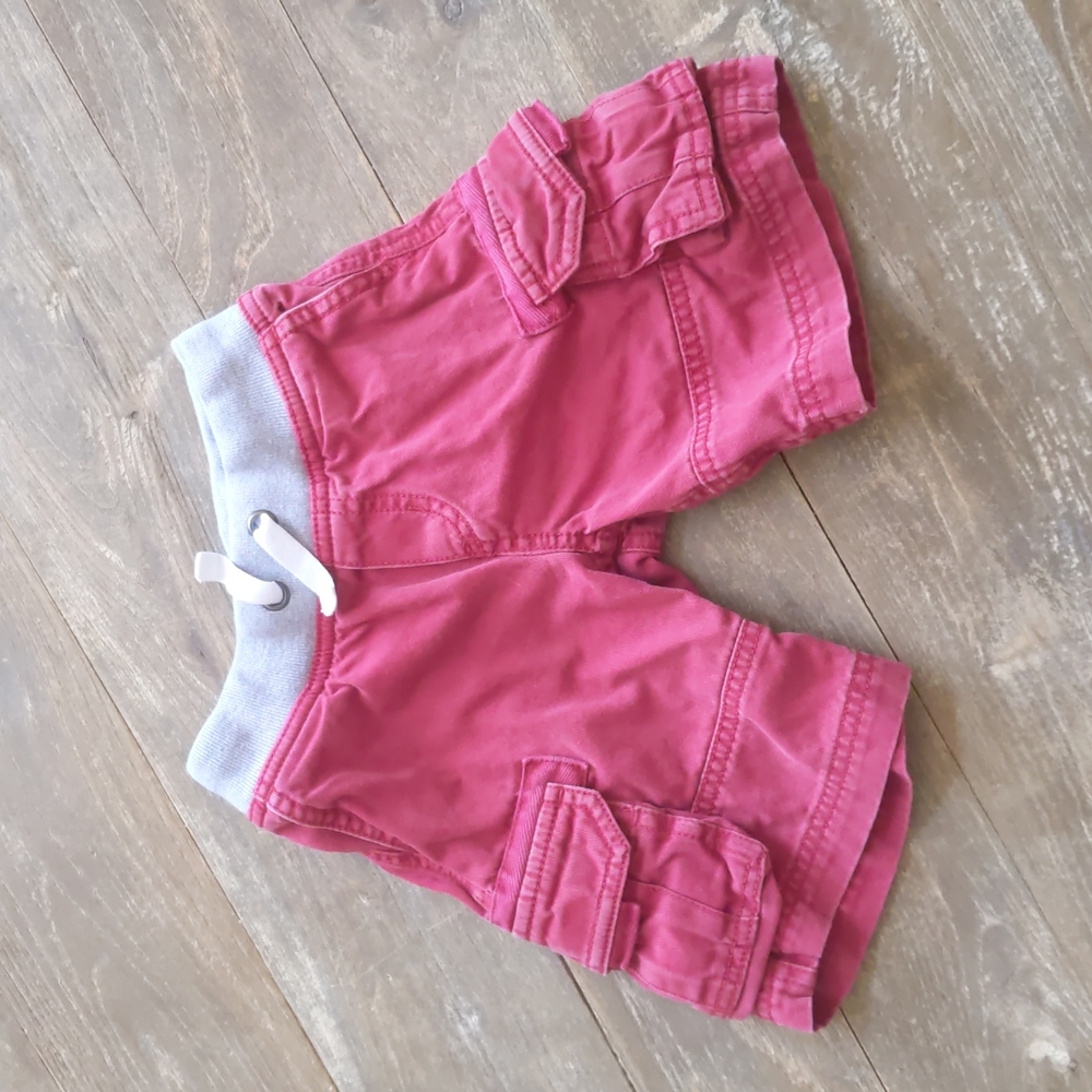 Size 2 Hanna Andersson pocketed carpenter shorts